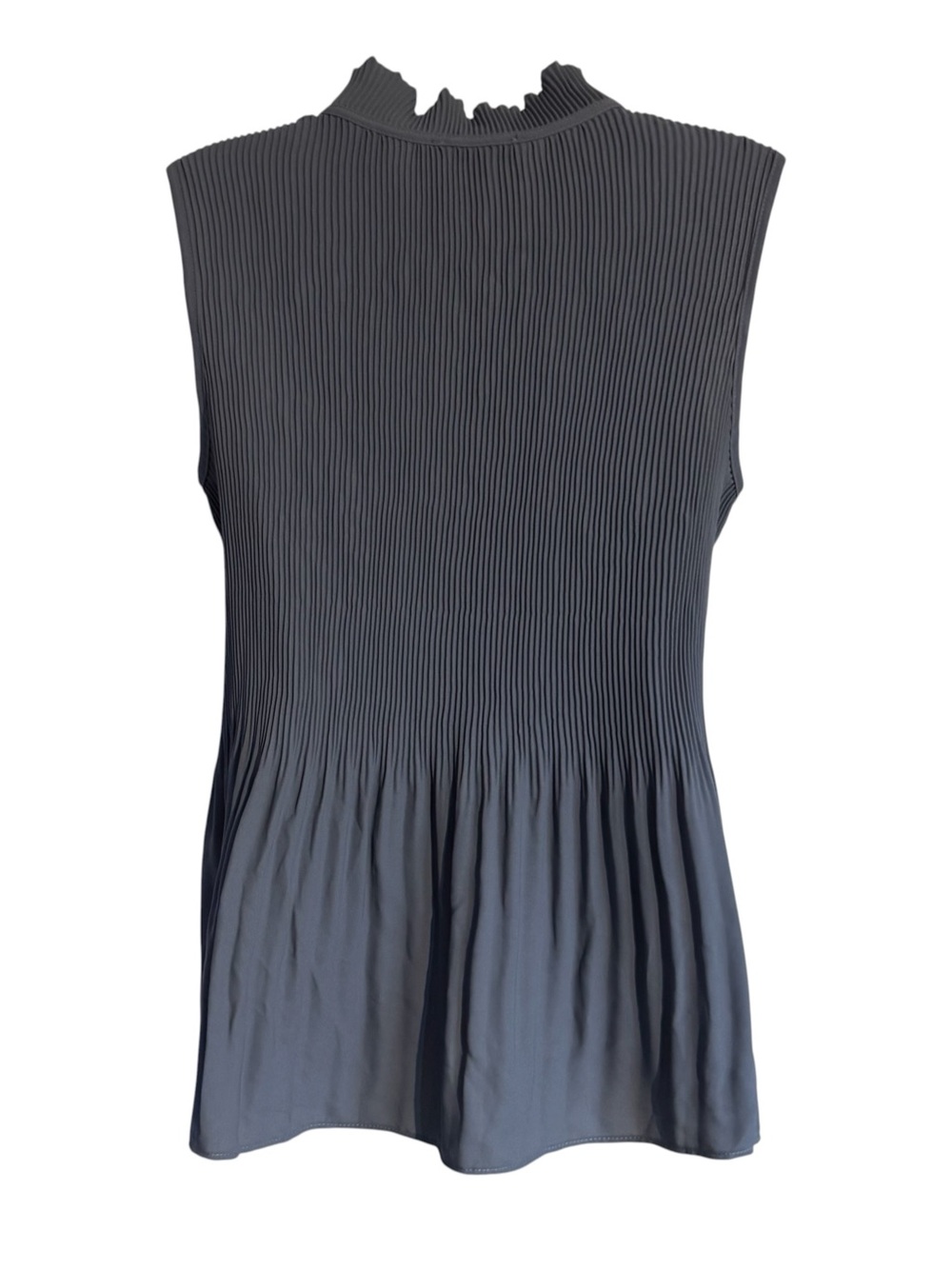 NWT Adrianna Papell Dusty Blue Tie-Neck Sleeveless Pleated Top  MEDIUM   #Z - Picture 4 of 9